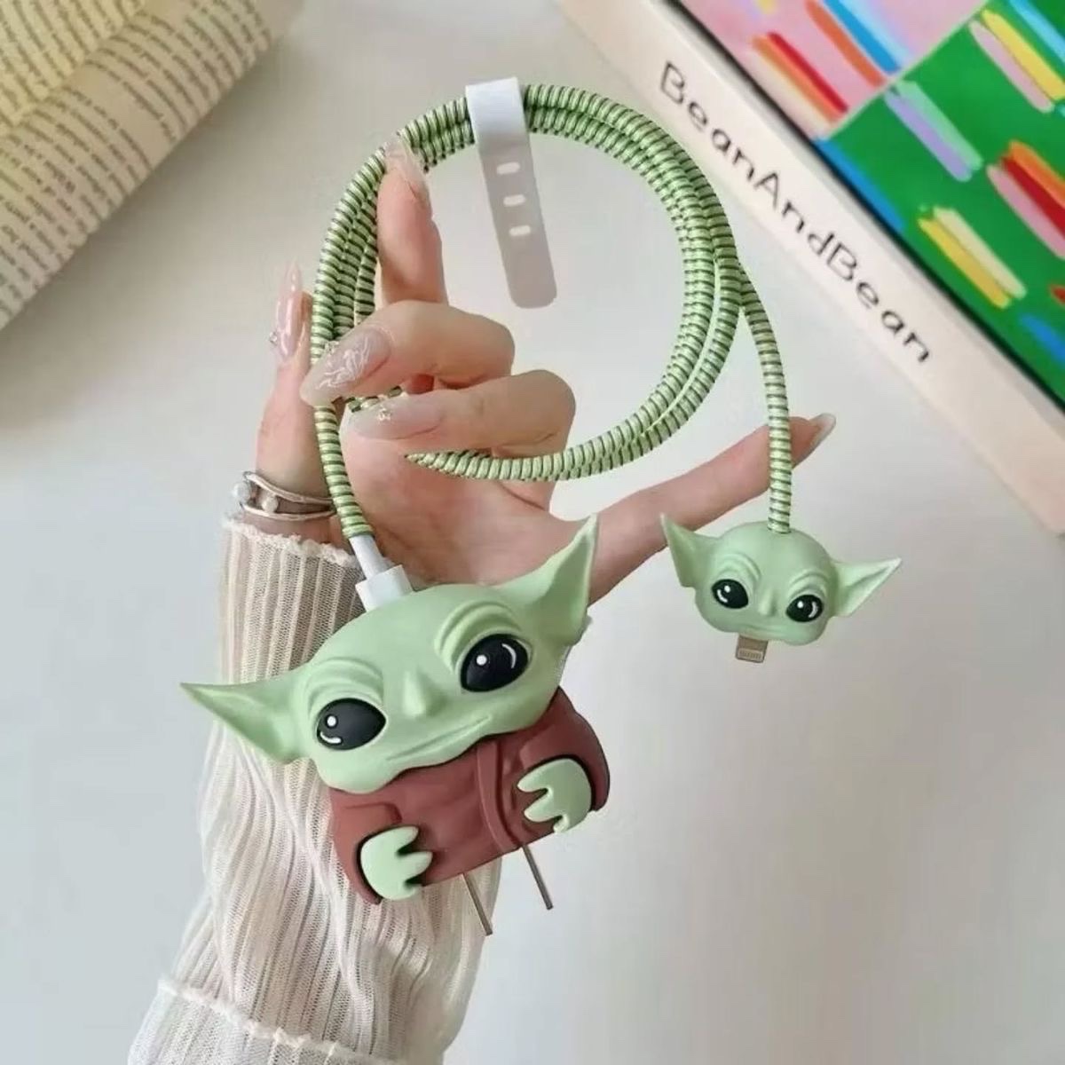Cubre cargador Baby Yoda