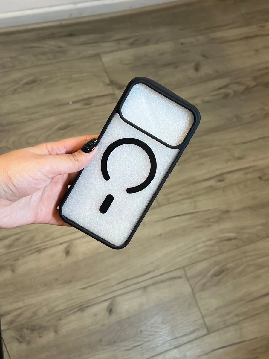 Carcasa MagSafe negra