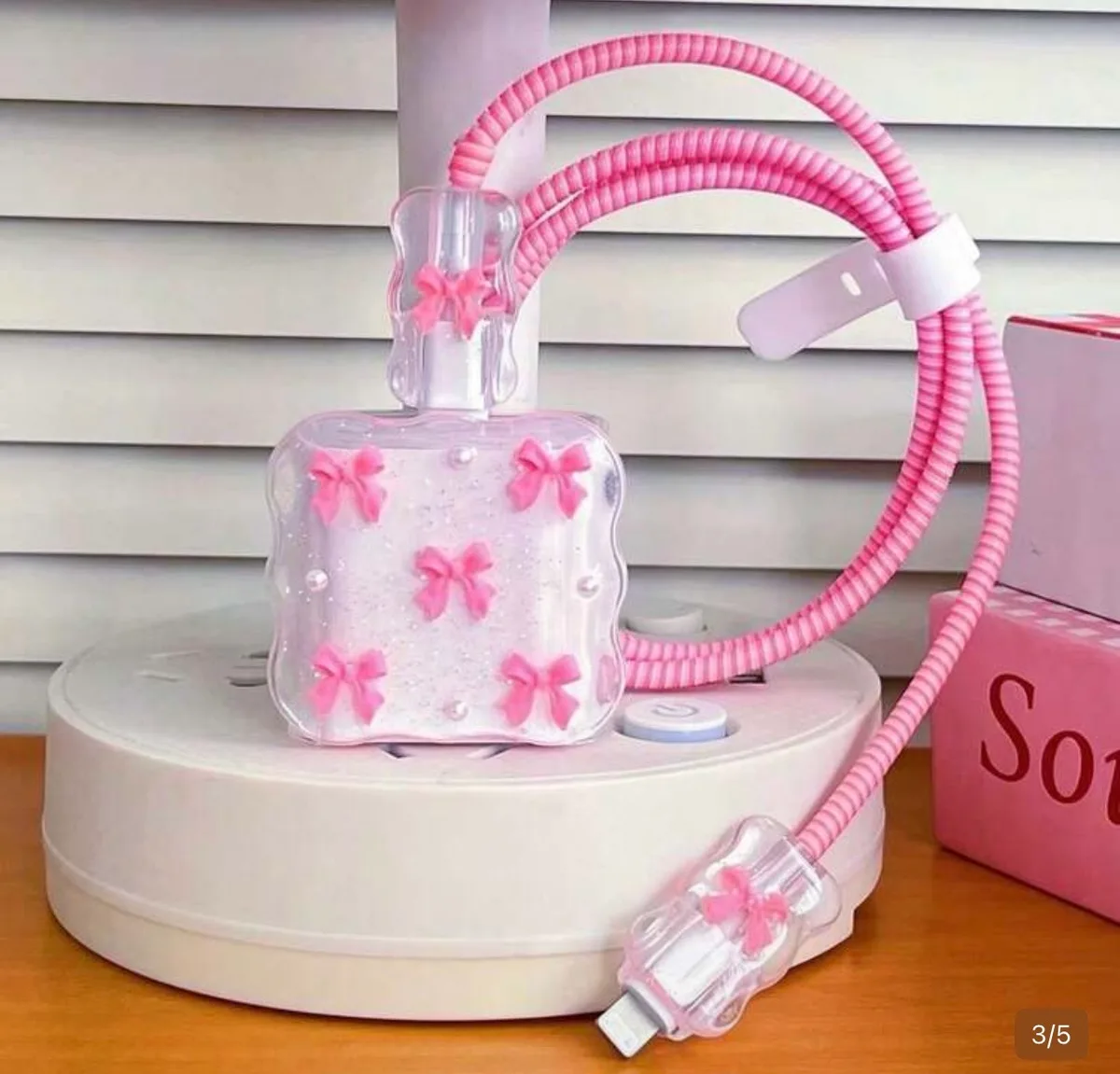 Cubre cargador lazos rosados