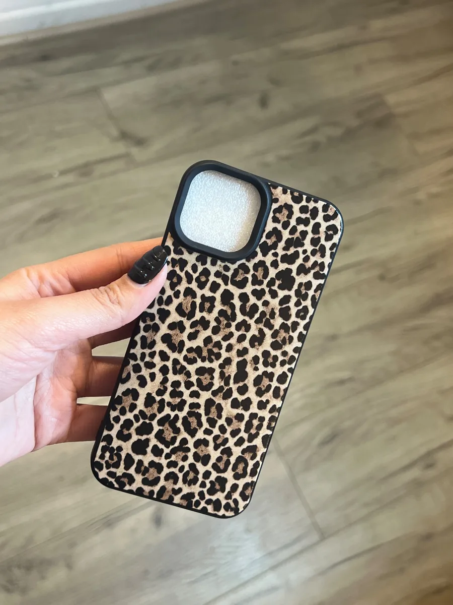 Carcasa animal print