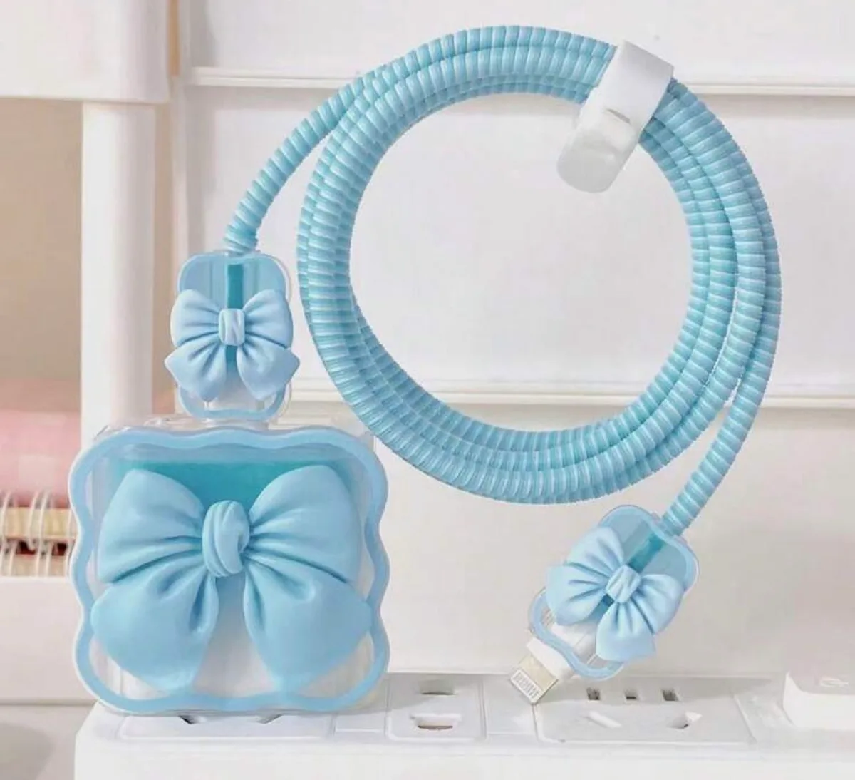 Cubre cargador celeste